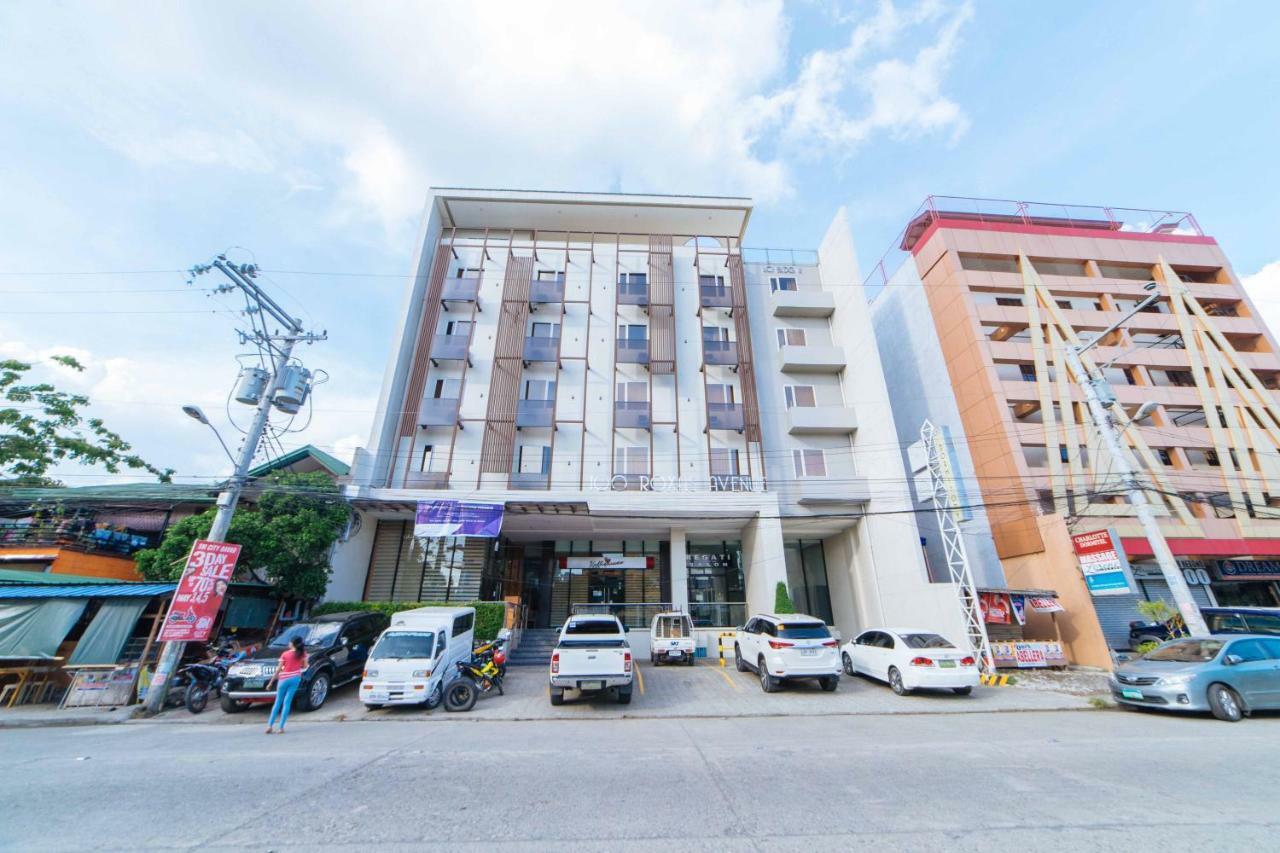 Reddoorz Plus @ Roxas Street Davao Exterior foto